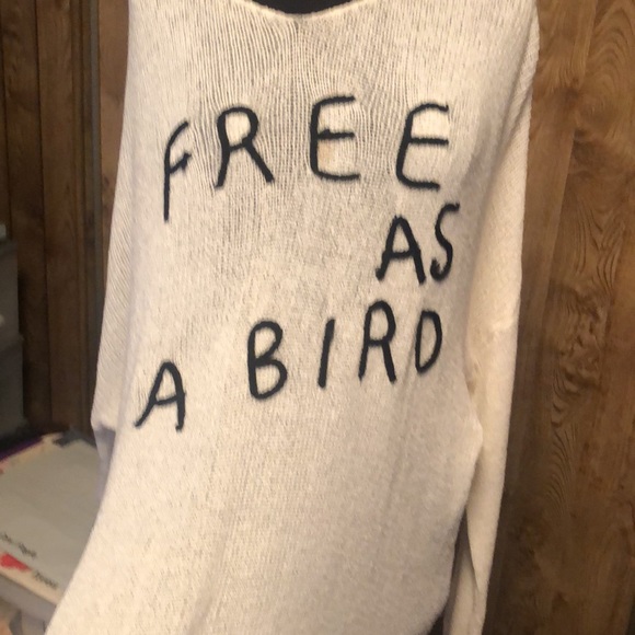 Awesome FREE AS A BIRD plus size Women’s Blouse - Picture 11 of 15